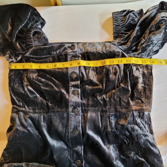 J Crew puff sleeve black dress, NWT, size 14. - Picture 4 of 6